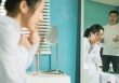 Mỗi năm, chồng đều chi gần trăm triệu cho việc họp lớp, tôi khuyên can thì anh ném xấp tiền lên bàn cùng câu nói đắng đót