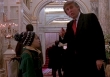 Bạn có biết: Tổng thống Donald Trump từng tham gia phim Ở nhà một mình 2?