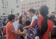 Cha mẹ ly hôn giành giật con ngay trước cổng trường: Đừng nhân danh 'tình yêu' để tổn thương con trẻ