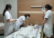 Sốc: Bé gái 10 tuổi thử thai dương tính, bác sĩ nhắc nhở bố mẹ bé gái thường xuyên làm 1 việc