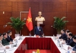 Thủ tướng họp khẩn về Covid-19 tại phòng họp ở Đại hội XIII