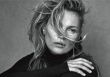 Kate Moss chia sẻ về cơ thể 'siêu gầy': cảm thấy như trở thành “vật tế' cho nhiều người
