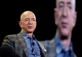 Tỷ phú Jeff Bezos sắp từ chức CEO Amazon