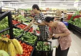 Các điểm bán lẻ, siêu thị liên tục khuyến mãi, giảm giá dịp cuối năm