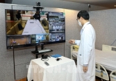 Chuyên gia đầu ngành hội chẩn ba bệnh nhân COVID-19 nặng