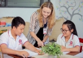 Bộ Giáo dục nói gì về chuyện tiếng Hàn, Đức là môn học bắt buộc?