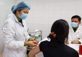 Việt Nam dự kiến tiêm mũi vaccine COVID-19 đầu tiên vào 8/3