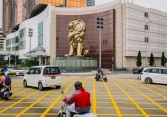 Doanh thu sòng bài Macau tăng lần đầu trong 17 tháng
