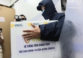 Những hình ảnh đầu tiên về buổi tiêm vaccine COVID-19