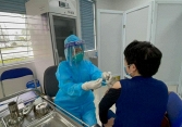 Chưa phát hiện biến chứng giống ở châu Âu, Việt Nam vẫn tiếp tục tiêm vaccine của hãng AstraZeneca