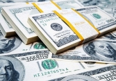 USD tiếp tục tăng giá