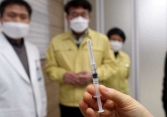 Châu Á đã từng dẫn đầu cuộc chiến chống COVID-19, vì sao tụt hậu trong chiến dịch vaccine?