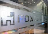 Cổ phiếu Foxconn tăng hơn 3% sau khi xuất hiện tin hãng này đang đàm phán với Vinfast