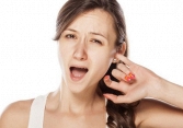 Ngứa tai liên tục bị bệnh gì?