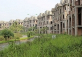 ADB: Gia tăng rủi ro bong bóng tài sản nếu dòng vốn không hướng vào sản xuất