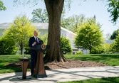 Nhóm siêu giàu Mỹ có thêm 195 tỷ USD trong 100 ngày đầu tiên của Tổng thống Joe Biden