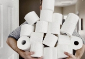 Vì sao thế giới đổ xô mua giấy vệ sinh khi có dịch COVID-19?