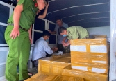 Kiên Giang phát hiện  300kg tôm bơm tạp chất