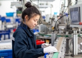 Bùng dịch ở Việt Nam và Ấn Độ, làn sóng dịch chuyển sản xuất từ Trung Quốc sẽ ra sao?