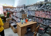 Bình Dương thu giữ 1.500 đôi giày Nike, Adidas nghi giả