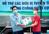 Vinamilk hỗ trợ 48.000 sản phẩm cho tổ công tác lấy mẫu, xét nghiệm của TP.HCM trong đợt dịch cao điểm