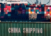 Chuỗi cung ứng toàn cầu lại gặp rủi ro do COVID-19 ở miền nam Trung Quốc