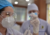 Bộ Y tế yêu cầu đẩy nhanh tốc độ tiêm chủng vaccine phòng COVID-19