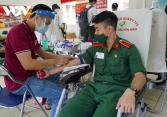 Cạn kiệt nguồn máu giữa tâm dịch COVID-19, bệnh viện Chợ Rẫy kêu gọi người dân hiến máu 