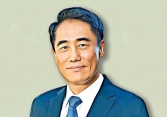 Cựu giáo sư đại học xuất hiện trong danh sách người giàu Singapore năm 2021