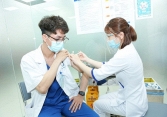 TP.HCM chuẩn bị tiêm vaccine cho người từ 12-18 tuổi