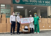 TP.HCM được trao tặng 20 máy trợ thở cùng hàng ngàn máy tạo và đo nồng độ oxy