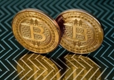 Bitcoin giảm đỏ sàn