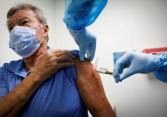 Mỹ sẽ tiêm liều vaccine COVID-19 thứ 3 cho toàn dân vào tháng 9