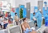 Thêm 4.806 ca mắc COVID-19 trong ngày 8/10, riêng TP HCM có 2.215 ca