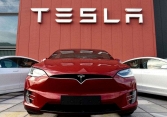 Cổ phiếu của Tesla trượt dốc sau khi người dùng Twitter ủng hộ Elon Musk bán cổ phiếu