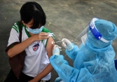 Hà Nội hoãn tiêm vaccine được gia hạn cho học sinh