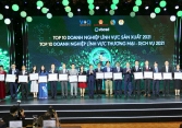 Vinamilk 6 lần liên tiếp được vinh danh trong Top 10 Doanh nghiệp phát triển bền vững nhất Việt Nam 2021