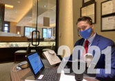 Ngành bán lẻ toàn cầu vượt qua 'cú sốc’ COVID-19 như thế nào trong năm 2021?