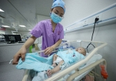 Trung Quốc: Nỗi ám ảnh đeo đẳng về chính sách một con