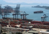 Thặng dư thương mại của Trung Quốc đạt kỷ lục trong năm 2021 bất chấp chiến tranh thương mại