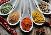 Giá tiêu cuối tuần lao dốc