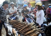 Cá lóc hút hàng trong ngày 'vía Thần tài'