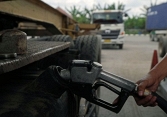 Ngành vận tải châu Á khốn đốn khi giá dầu diesel tăng mạnh