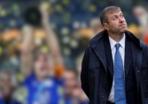 Abramovich chuyển giao quyền kiểm soát Chelsea cho CLB