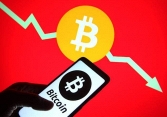 Bitcoin giảm xuống mức thấp nhất trong một tháng do tâm lý ngại rủi ro