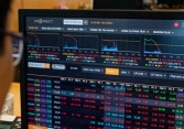 VN-Index giảm hơn 18 điểm phiên 4/5