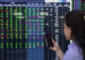 VN-Index mất gần 60 điểm phiên 9/5: Nhà đầu tư nên làm gì?
