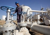 Giá xăng dầu hôm nay 18/5: Dầu WTI bắt kịp dầu Brent