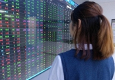 Chứng khoán hôm nay 24/5: VN-Index đảo chiều tăng vọt vào cuối phiên 