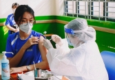 Thứ trưởng Bộ Y tế: Việc tiêm vaccine COVID-19 cho trẻ từ 5-12 tuổi là 'chưa đủ cơ sở để bắt buộc'
